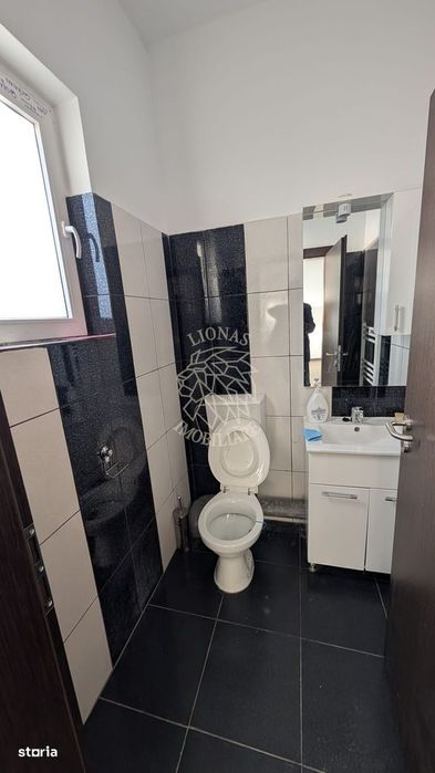 Spatiu comercial 125.76 mp-2 bai- Zona Sanovil, Viisoara