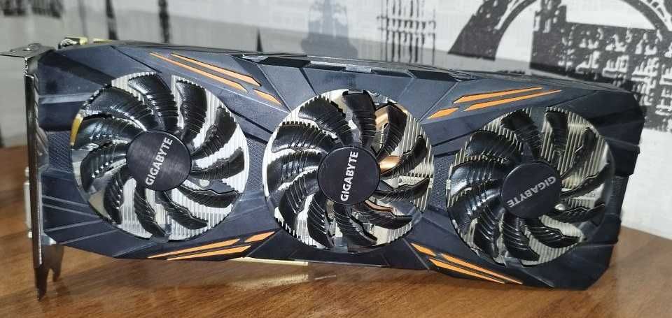 GIGABYTE GTX 1080 8GB : для 3D Design , для рендера