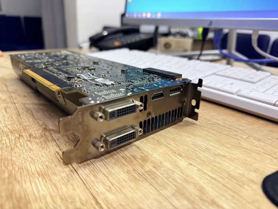 Видеокарта GTX 780Ti 3Gb