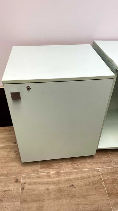 шкаф зелен - 3 броя