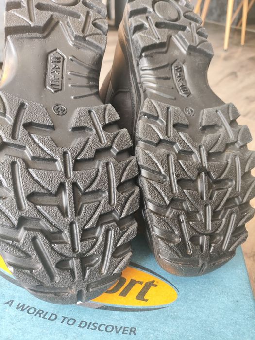 Туристически обувки