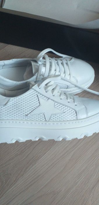 Чисто нови, български, намалени на 80 лв.