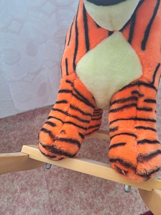 Люлка-тигърче с талисман