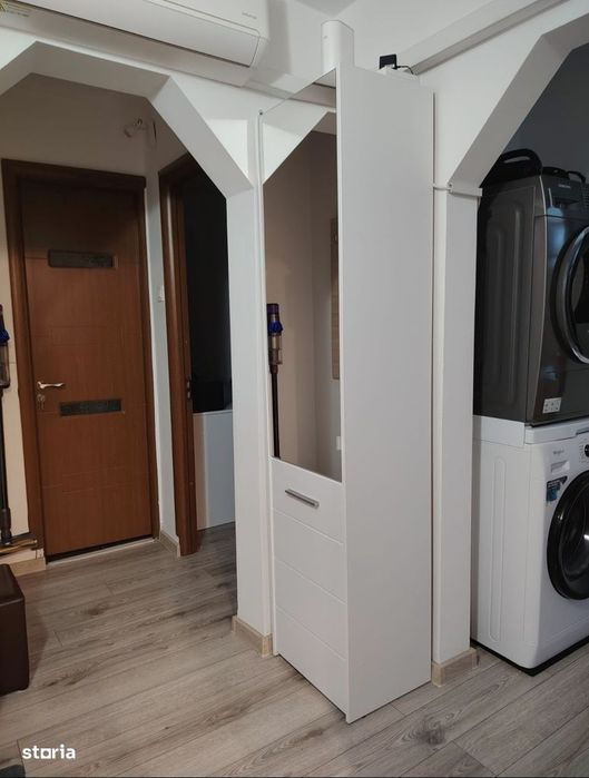 Apartament 3 camere Craiovita Noua