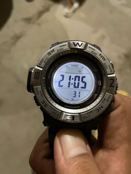 Продам часы Casio Pro Trek PRW-3500-1E