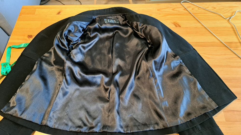 Hainuta neagra S, Carea, stare excelenta