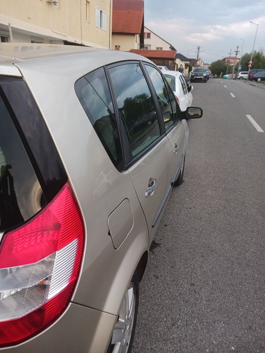 Renault megane scenic 2