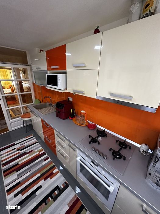 Apartament de vanzare 3 camere,parcare, 60 mp, Cart 1 Mai, Dej