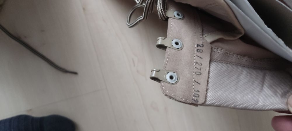 Bocanci militari noi marimea 42