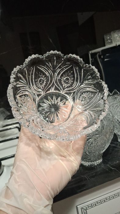 Продам хрустальные креманки