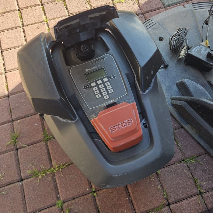 Косачка  робот  husqvarna