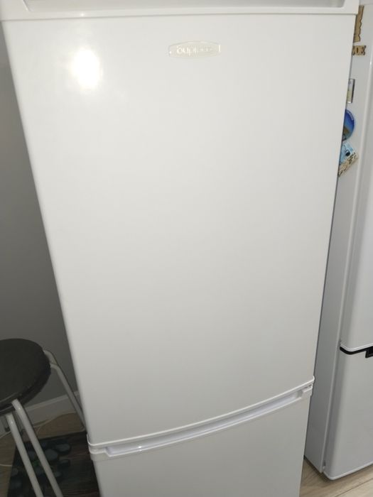 Продам холодильник на запчасти