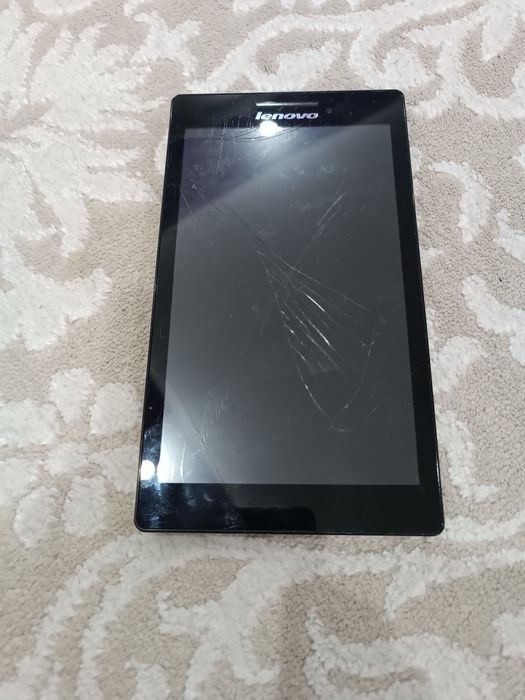 Планшет LENOVO для запчасти