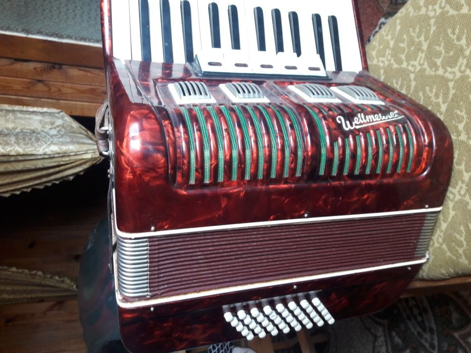 Акордеон Перфектен