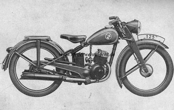 Motocicleta Daimler Puch 125, din anul 1940