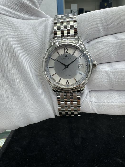 Maurice Lacroix Les Classique Automatic