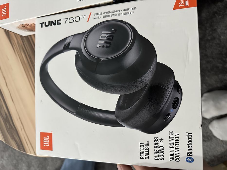Casti JBL Tune 730 BT