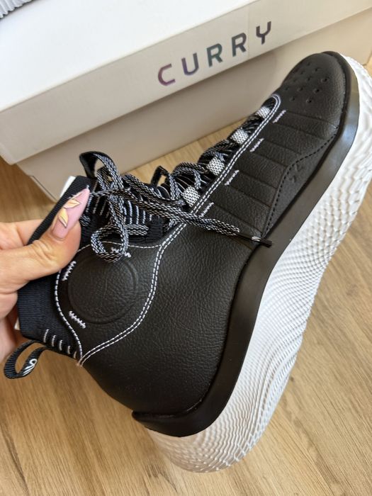 Оригинални нови маратонки Under Armour CURRY 4 FLOTRO! 43,44