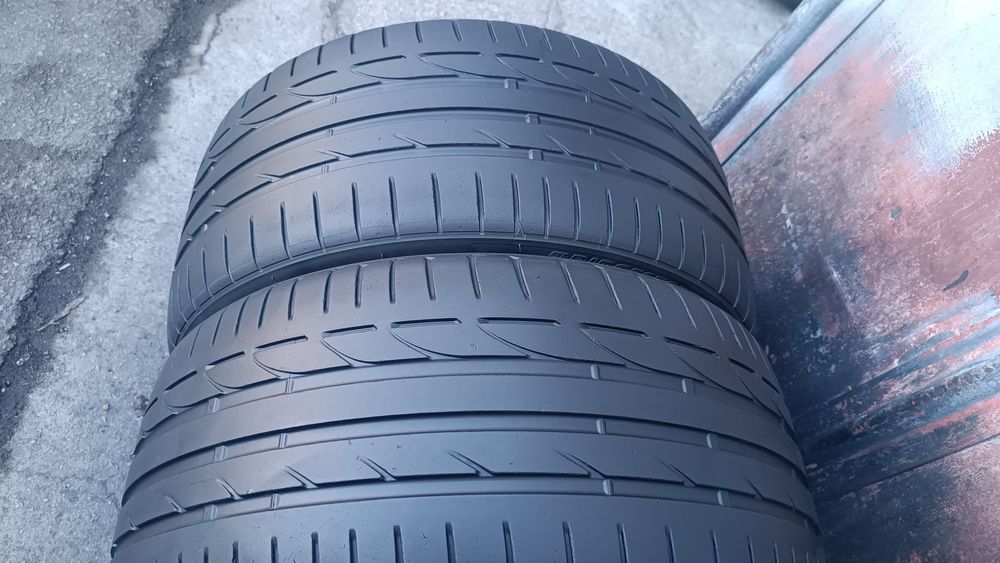 255/35/19 Bridgestone