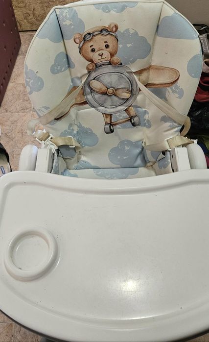 Детско столче за храна