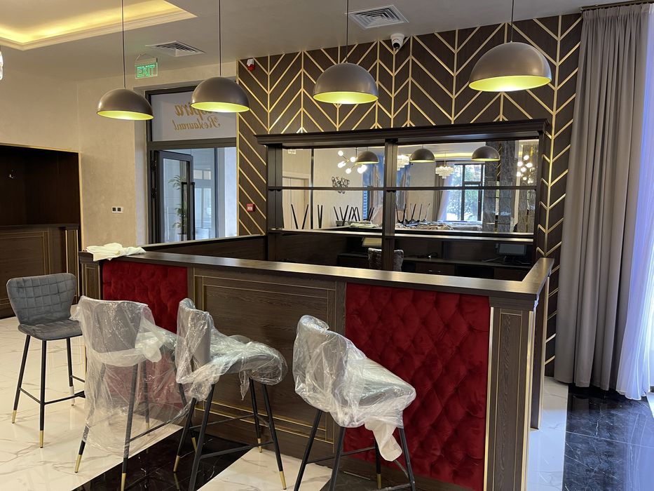 Обьемные буквы из нержавейки, оформление декор с нержавейкой