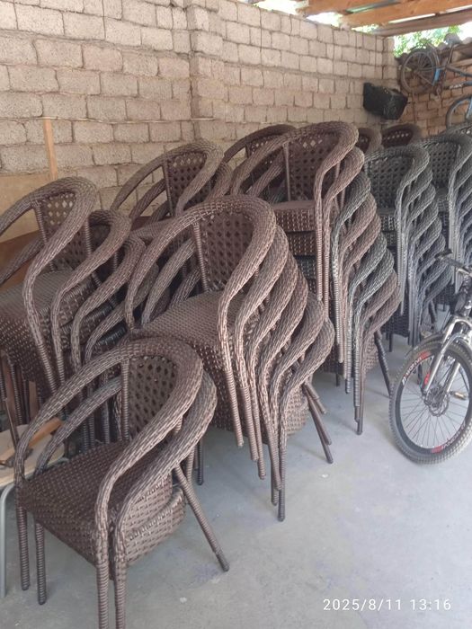 Ратан тукима стол-стулари