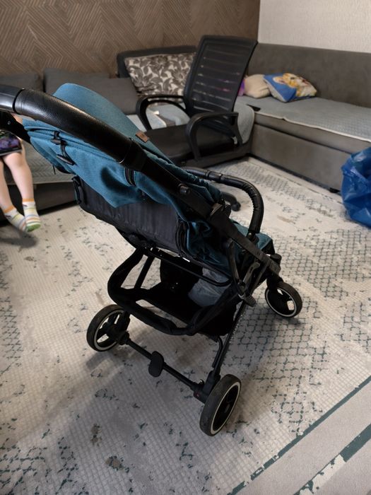 Коляска детская прогулочная мальчику