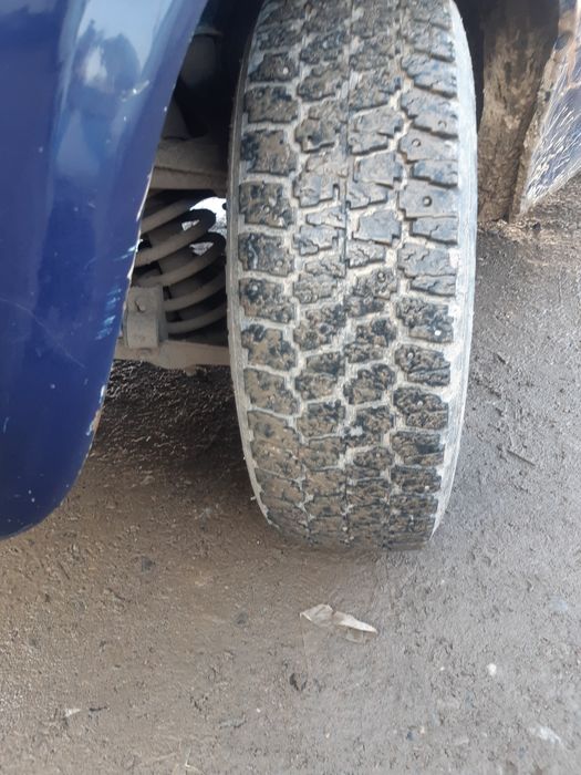 Зимний резина две штуки