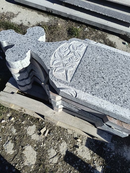 Materie prima granit și capace