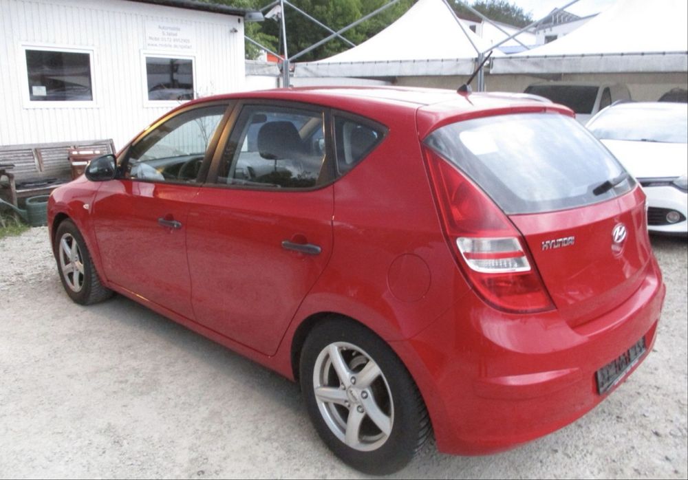 Dezmembrez Hyundai i30 1.4 Benzină 2009 Import Germania