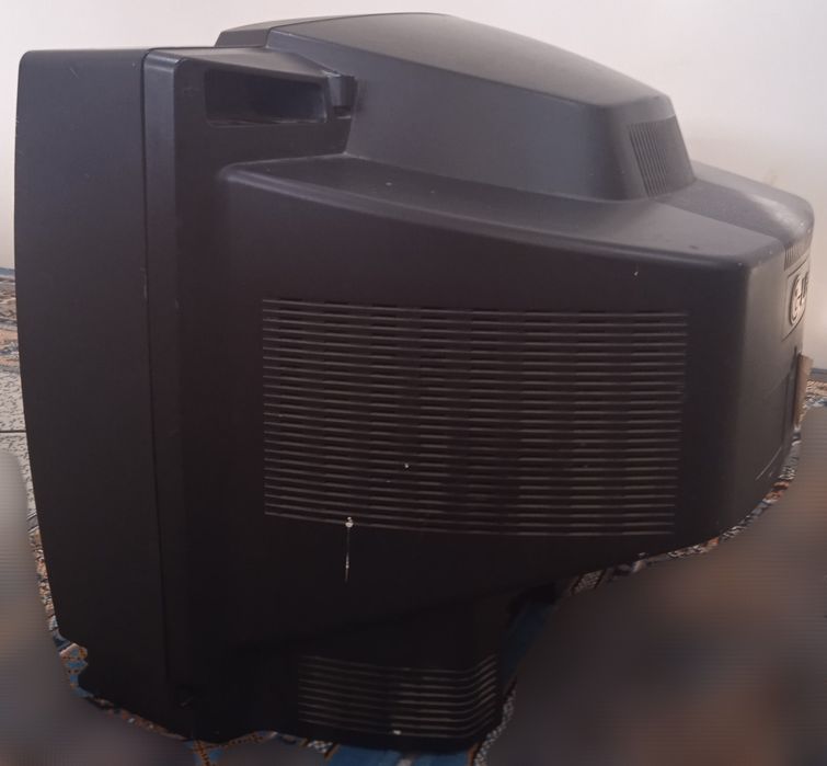 Телевизор LG б/у