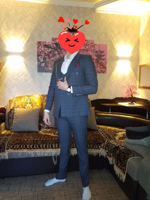 Продам костюм мужской