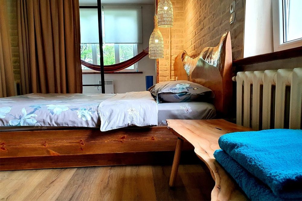 Сдаю квартиру посуточно м.Ойбек. Чисто, конфиденциаль