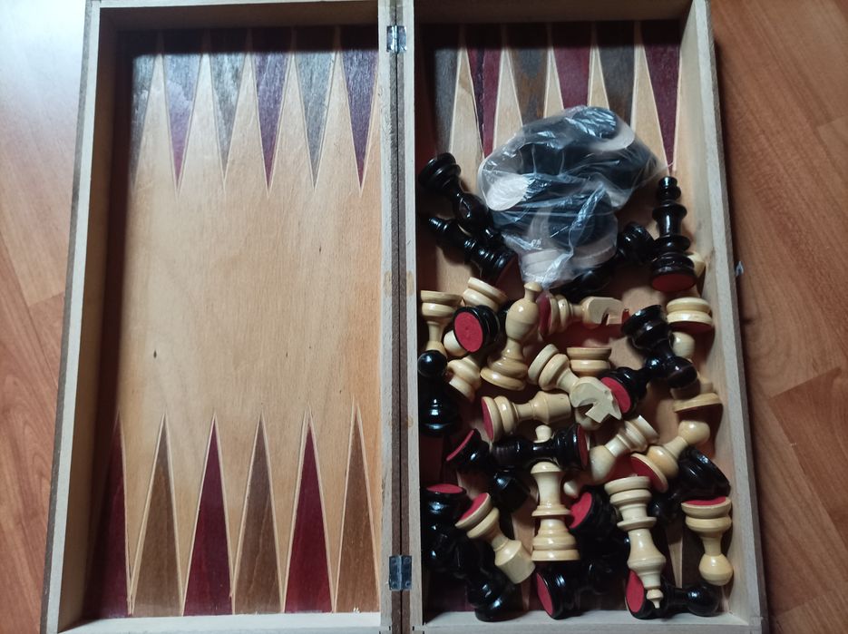 Joc table și șah nou ,lucrat manual,44/44 dimensiuni