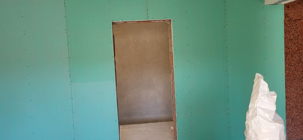 execut izolatie fonica apartamente