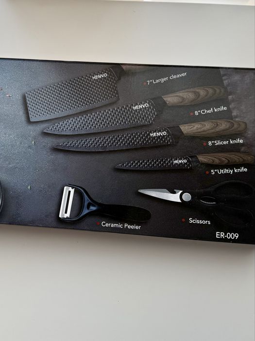 Set cutite de ceramica Henvo