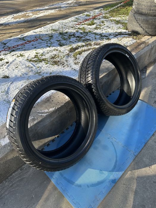 2бр. Pirelli 245/40/19 нови