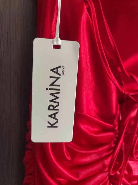 Нова официална бална рокля