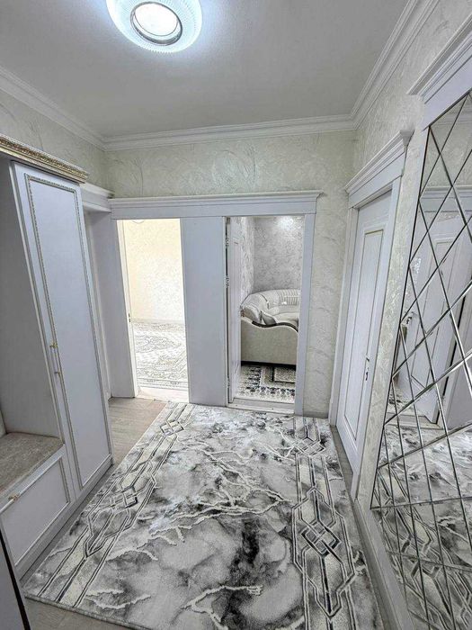 №3830.Продается 2х-комнатная квартира 77 серия.