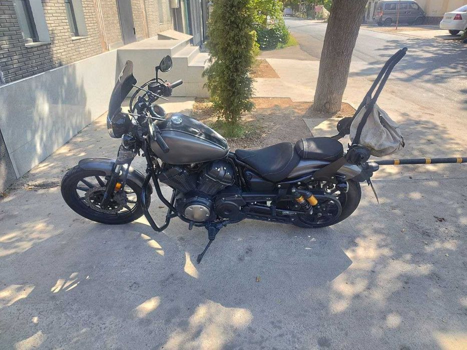 Мотоцикл Yamaxa Bolt XVS950 чоппер