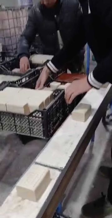 Хужалик совун ишлаб чикариш бизнеси сотилади.Ишлашга таёр холатда