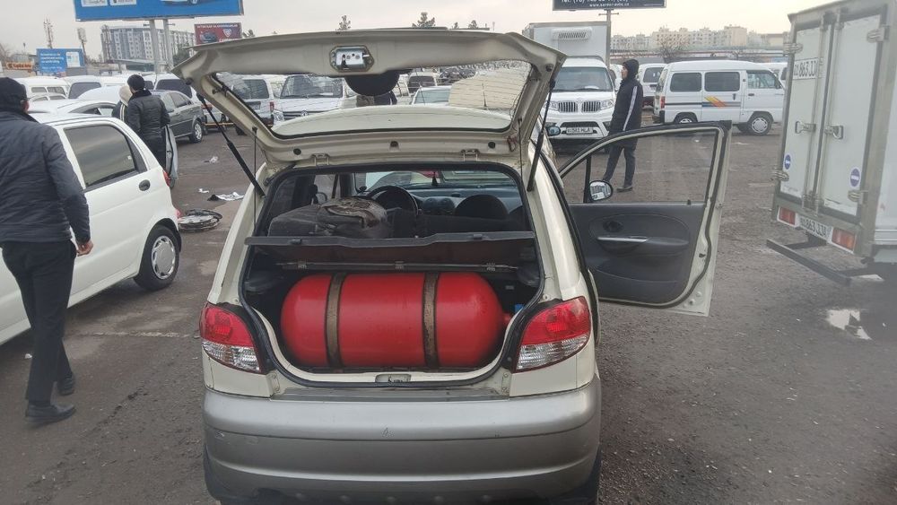 Matiz sotiladi moshina