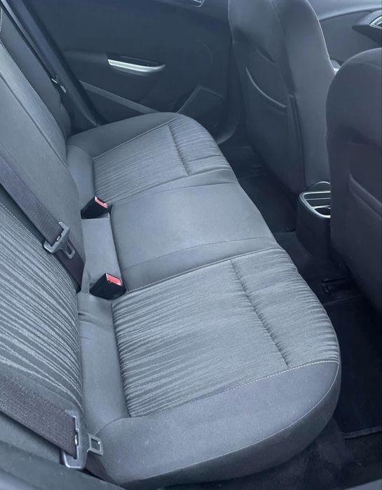 Opel Astra J 1.7 cdti 2012