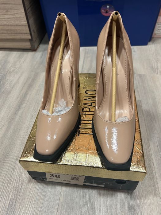 Официални обувки