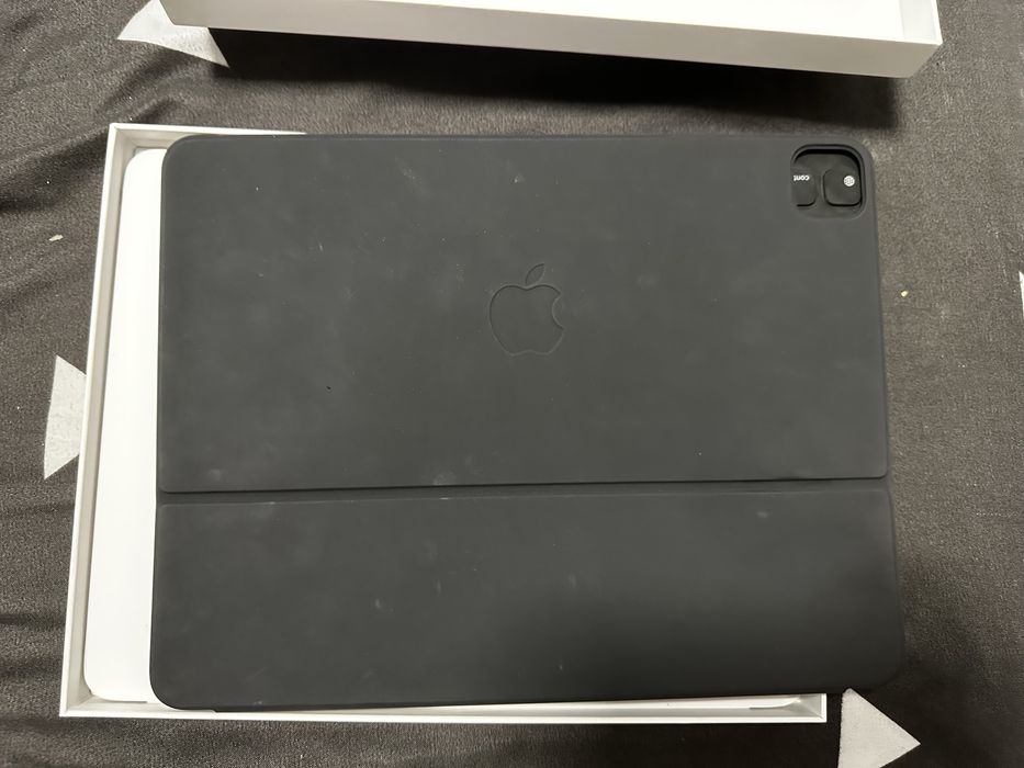 Tastatură Originala Apple pentru Ipad Pro 12,9” generatia 4