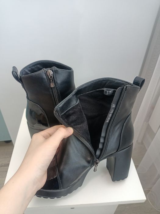 Күздік етік сатылады