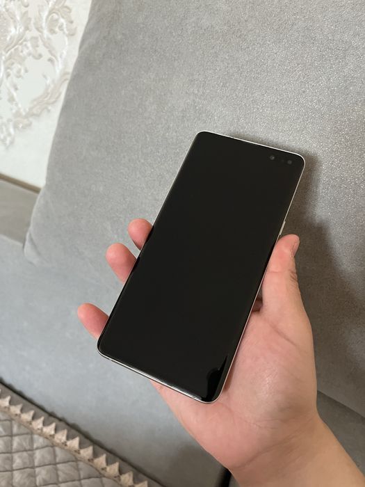 Samsung s10 5G кореец 256гб