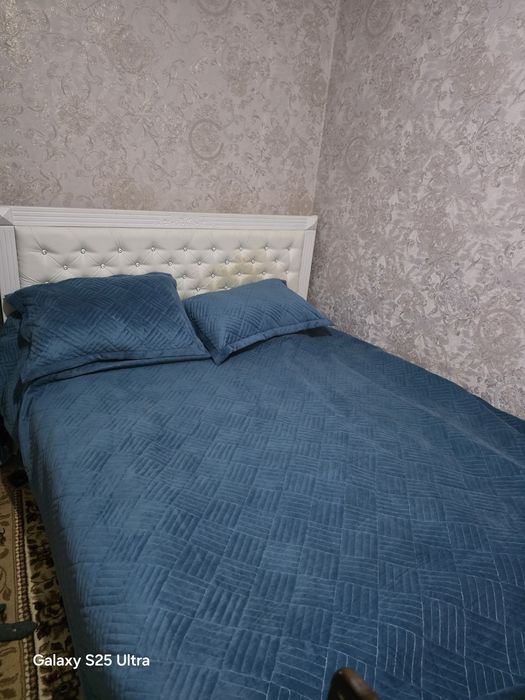 Продам 2х спальную кровать