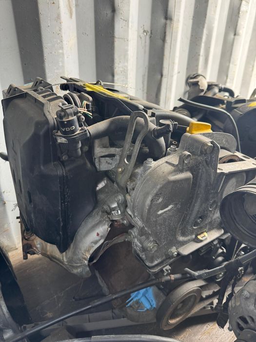 Привозной двигатель Lada Largus K4M 1.6.