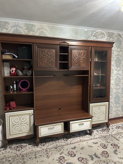 Стенка горка в гостиную